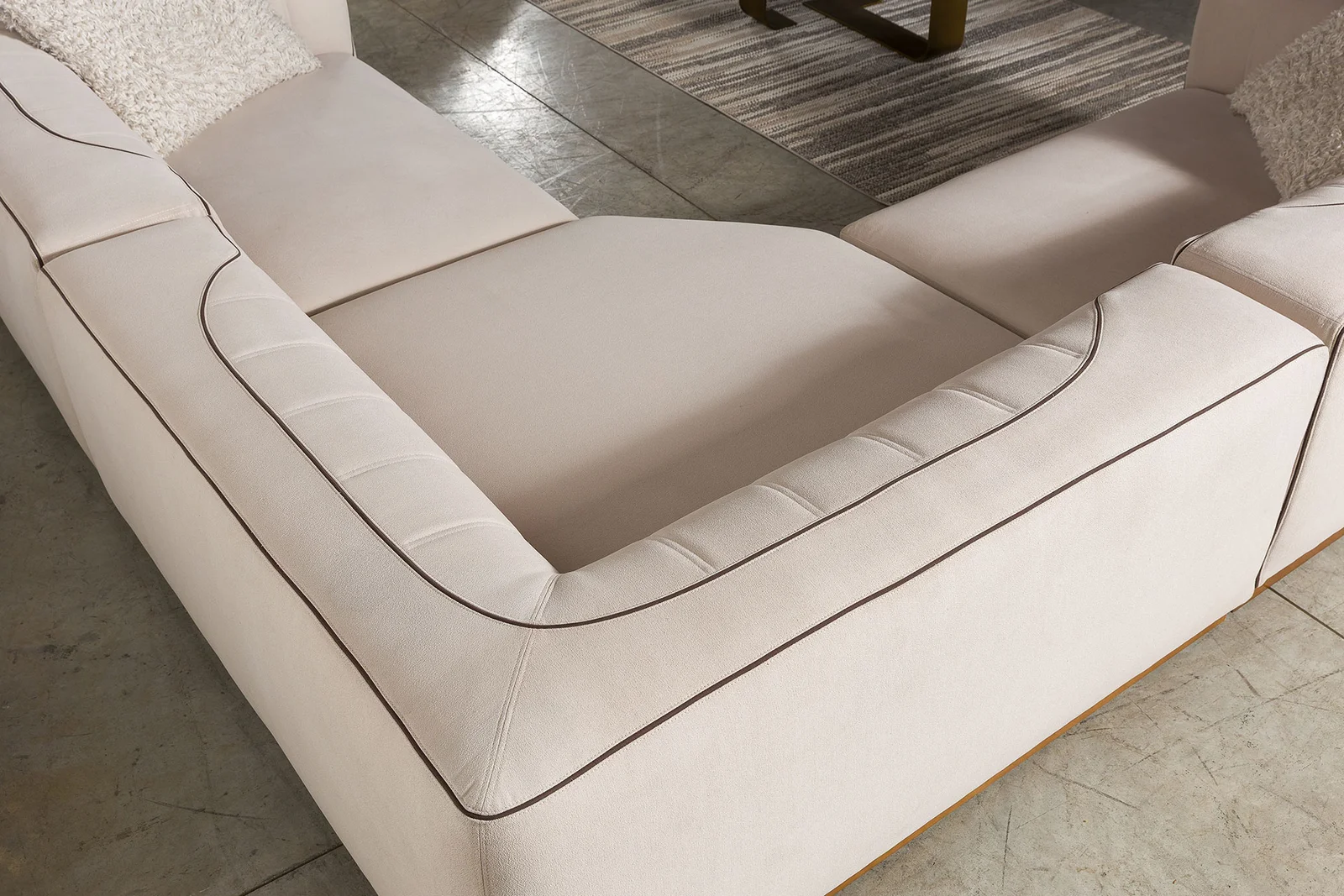 NANGARO - MAESTRO CORNER SOFA
(RIGHT MODULE + LEFT MODULE + CORNER MODULE + SINGLE-SEAT MODULE) - MAESTRO CORNER MODULE